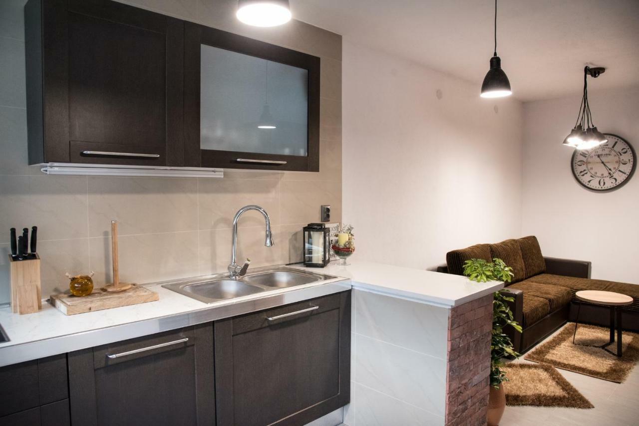 Deni Luxury Apartment Split Exterior photo